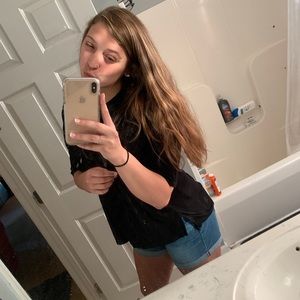 Meet your Posher, Mikayla